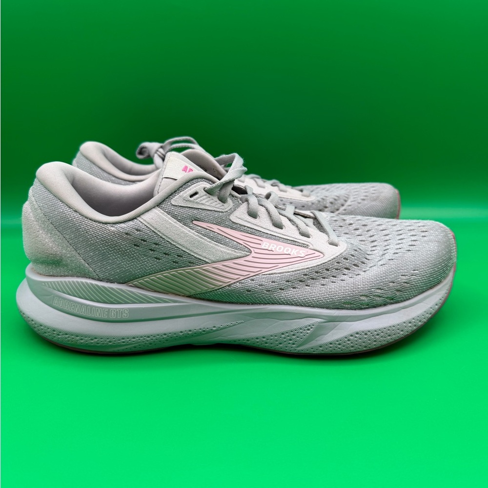 Brooks Adrenaline GTS 24 Shoes Womens Gray Sneakers Running